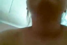 Fick- und Cumshot-Creampie für die Tochter der neuen Nachbarn